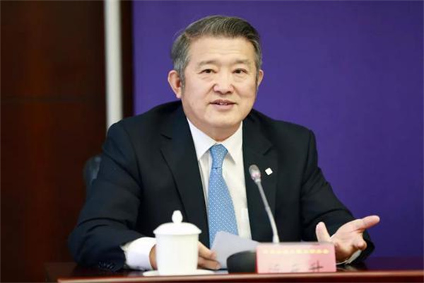 特朗普反复无常最大的受害者出现了!美元再度全线回落!